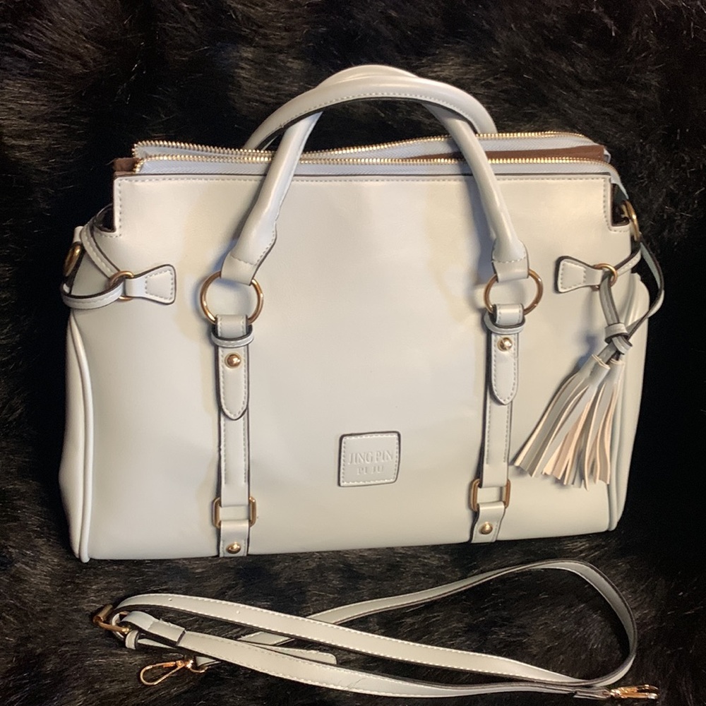 3 very nice purses all 3 for 20 - Picture 6 of 7